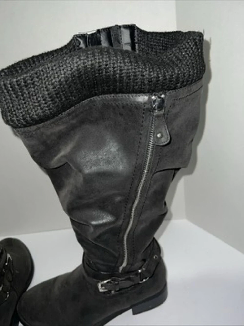 Torrid High Knee Boots 9.5 WW Calf Black Fuex Suede Outsole W/ Leather Flocking